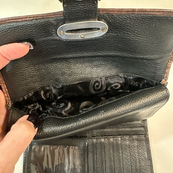 Brighton Wallet - Picture 4 of 12